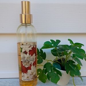 VELVET TUBEROSE VINTAGE BATH & BODY WORKS BODY SPRAY RARE DISCONTINUED UNALTERED